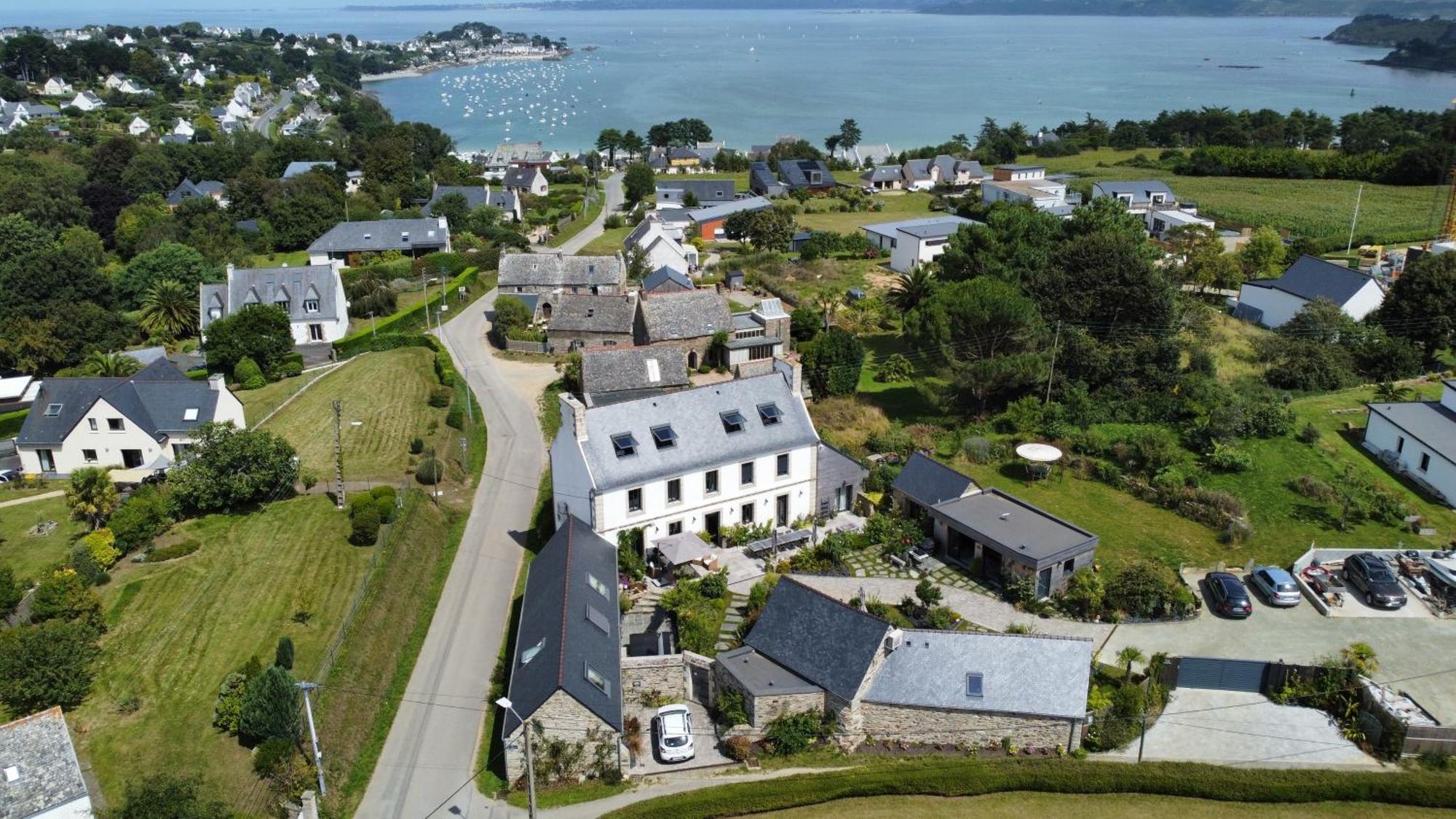 L'Ardoisiere, Maison D'Hotes Et D'Amis Locquirec Exterior foto
